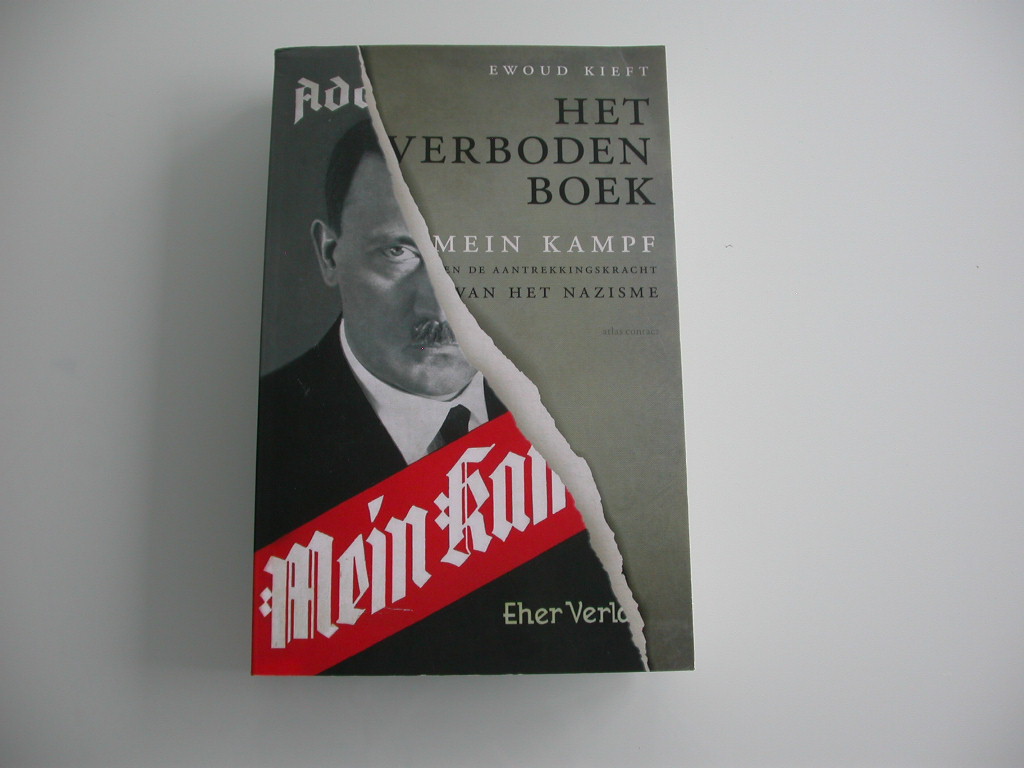 18 juli 1925 - Hitler brengt Mein Kampf uit