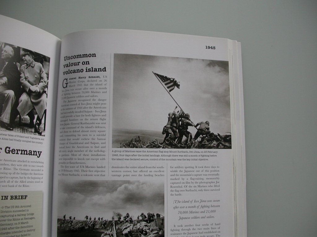 23 februari 1945 - Amerikaanse mariniers planten hun vlag op het Japans eiland Iwo Jima