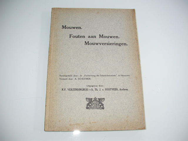 Mouwen. Fouten aan mouwen. Mouwversieringen