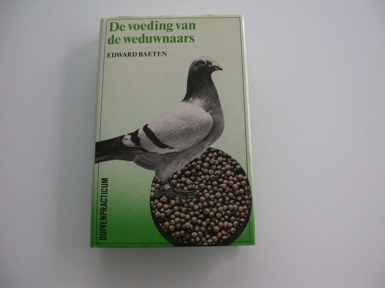 Baeten De voeding van de weduwnaars