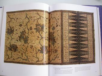 Smend & Harper Batik Traditional textiles of Indonesia