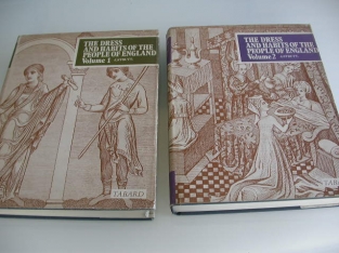 Strutt The dress and habits of the people of England (2 vol)