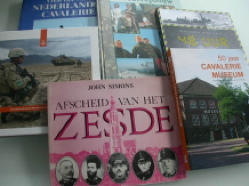 Lot Nederlandse strijdkrachten (6 boeken)